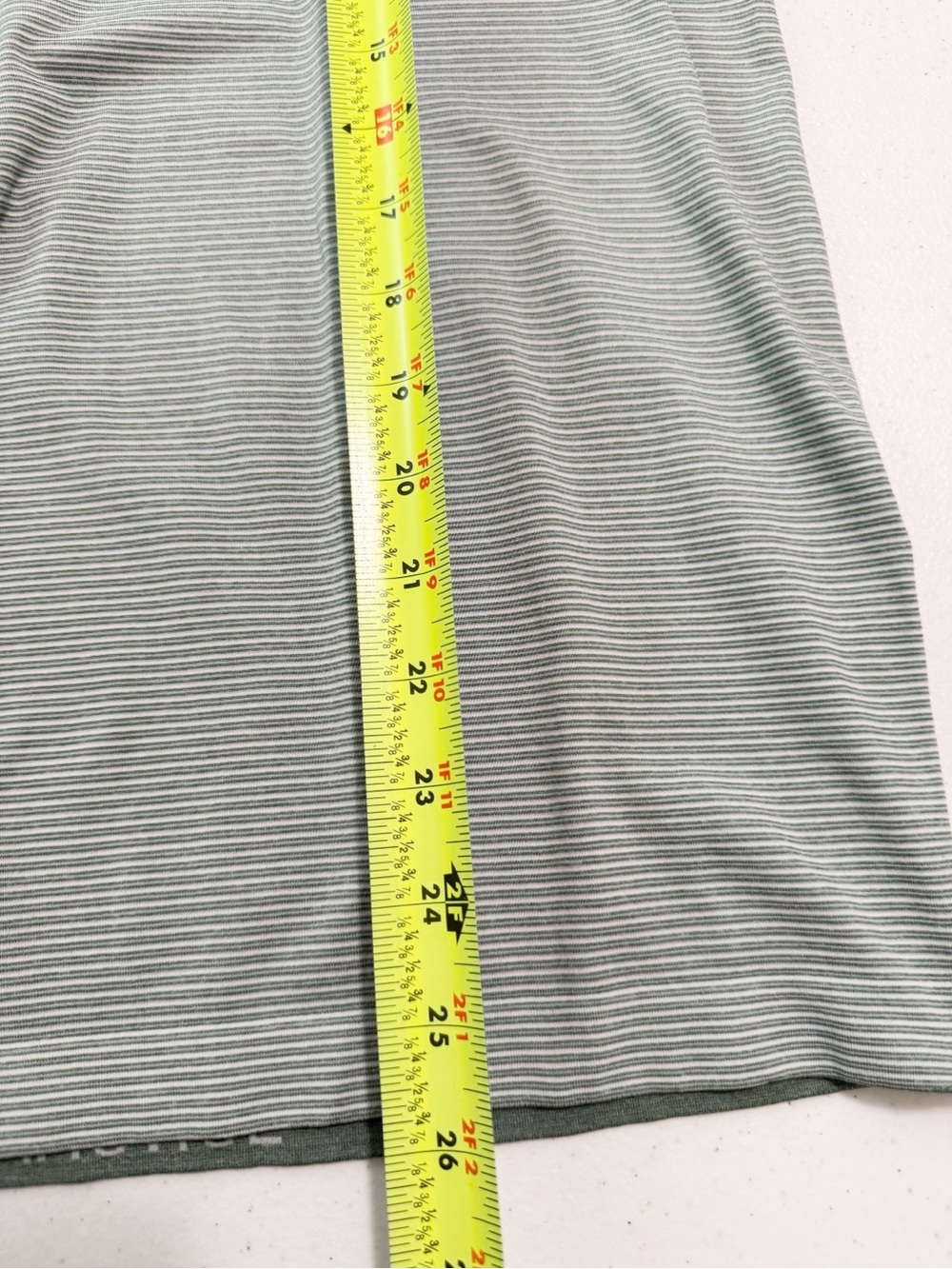 Lululemon Metal Vent Tech Short Sleeve 2.0 Spandex Stripe White Teal Small - Picture 14 of 15
